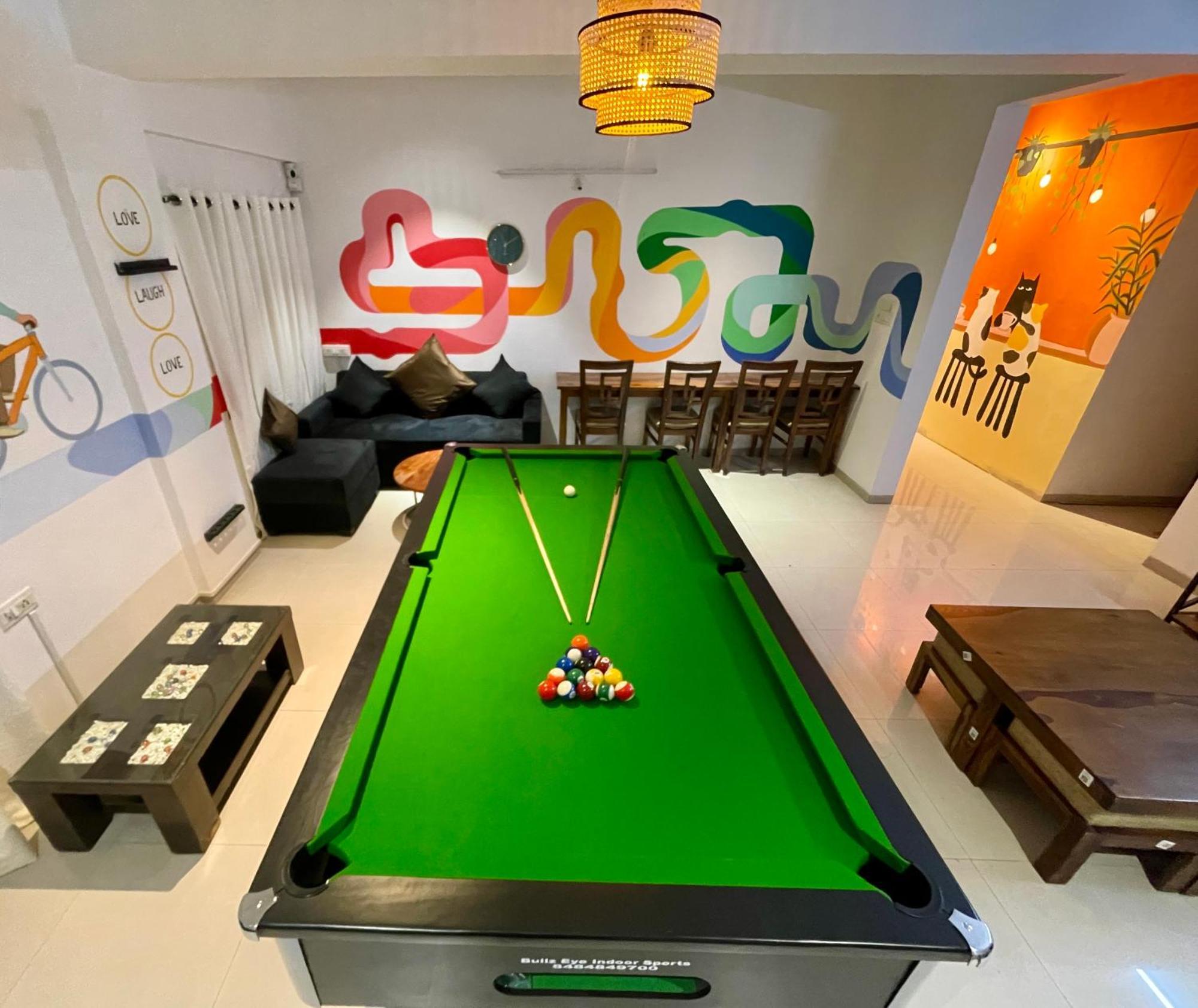 Hoshtel99 - Lux - Stay, Cowork And Cafe - Luxurious Bungalow Pune Eksteriør billede