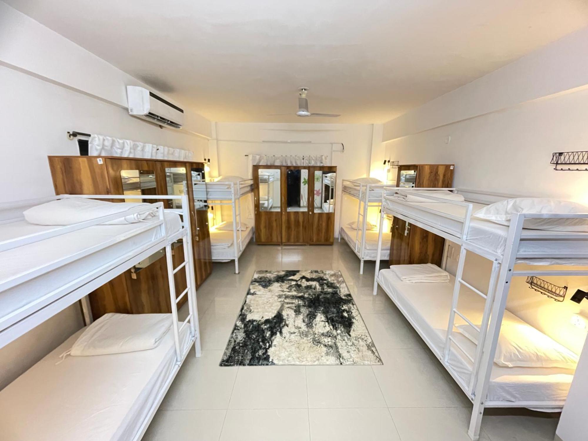 Hoshtel99 - Lux - Stay, Cowork And Cafe - Luxurious Bungalow Pune Eksteriør billede