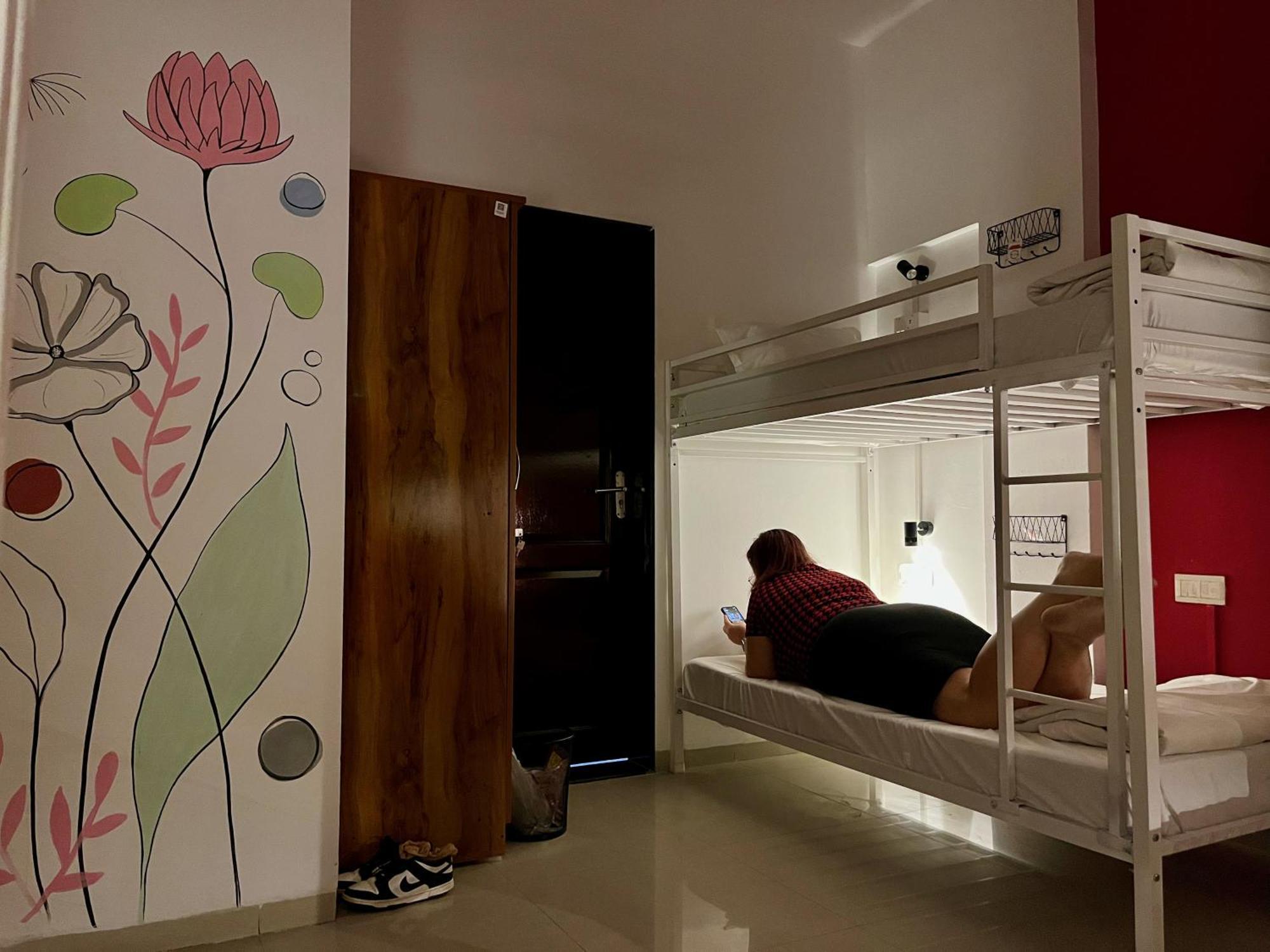 Hoshtel99 - Lux - Stay, Cowork And Cafe - Luxurious Bungalow Pune Eksteriør billede