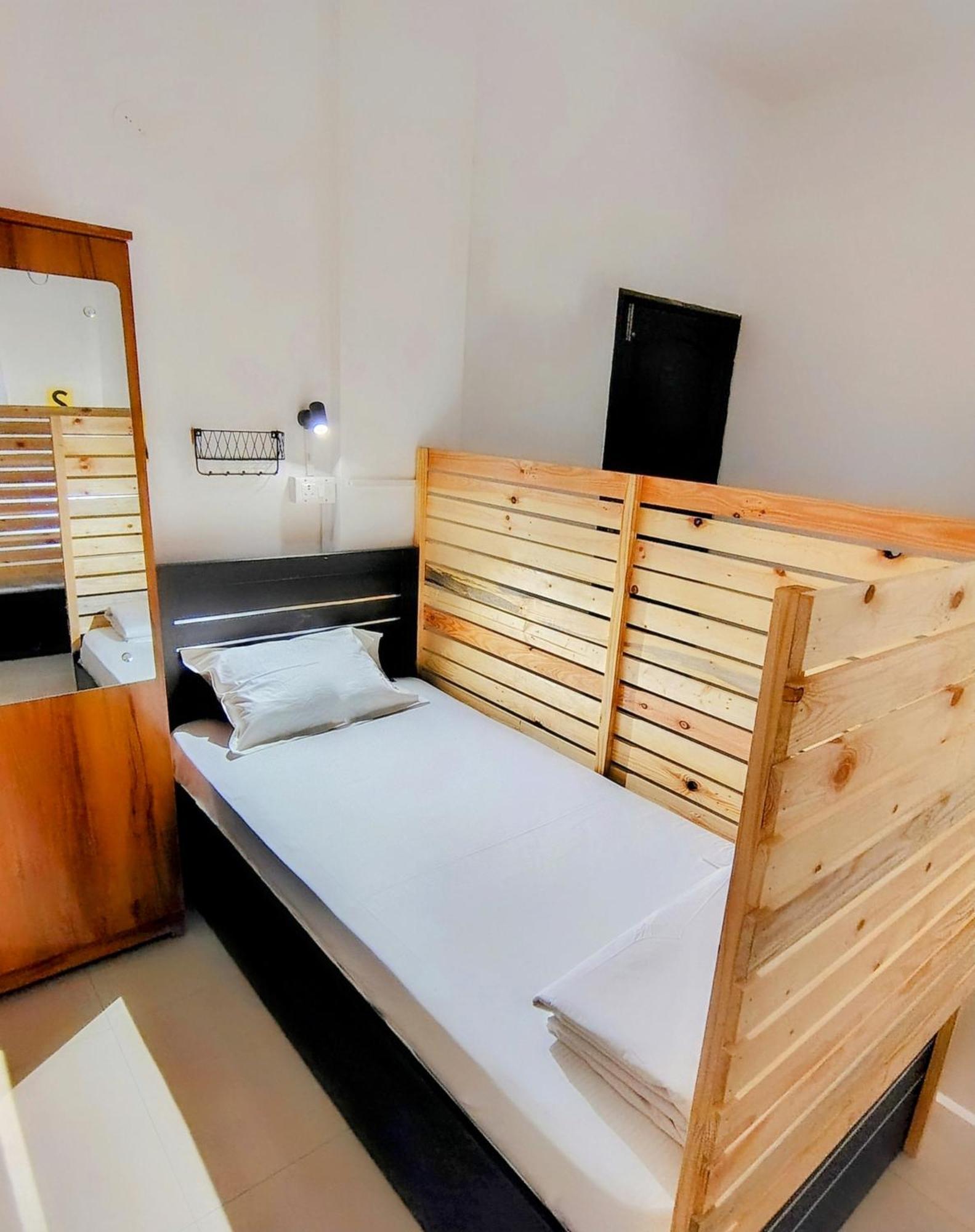 Hoshtel99 - Lux - Stay, Cowork And Cafe - Luxurious Bungalow Pune Eksteriør billede