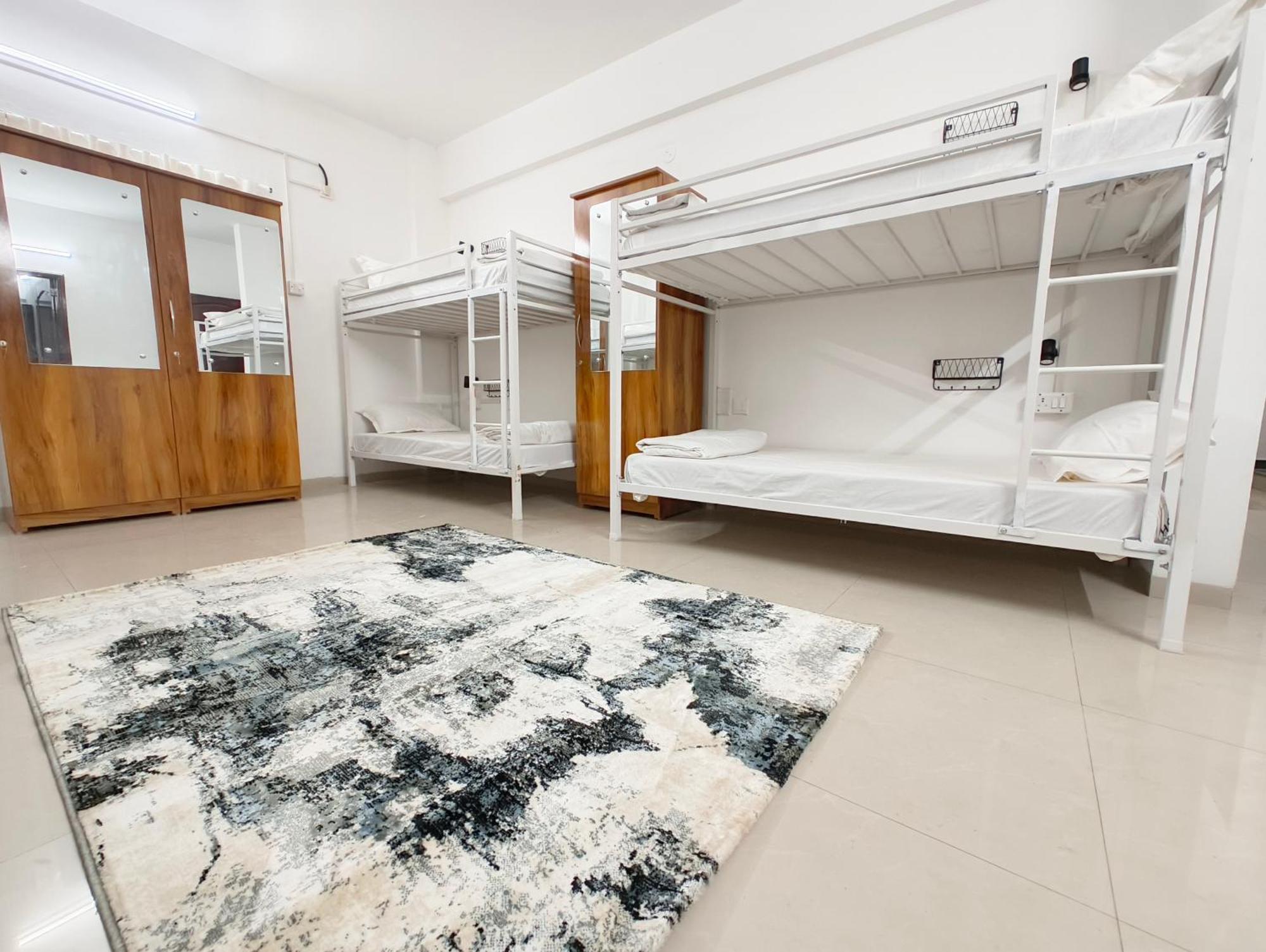Hoshtel99 - Lux - Stay, Cowork And Cafe - Luxurious Bungalow Pune Eksteriør billede